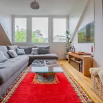 Apartamento Modern Loft With Terrace In *