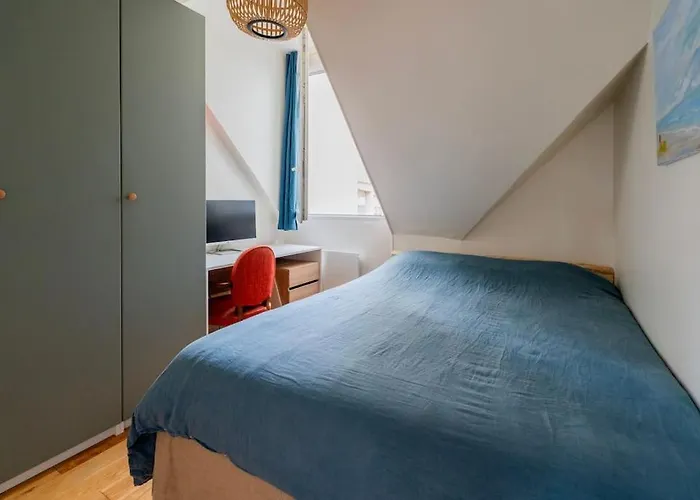 Modern Loft With Terrace In *