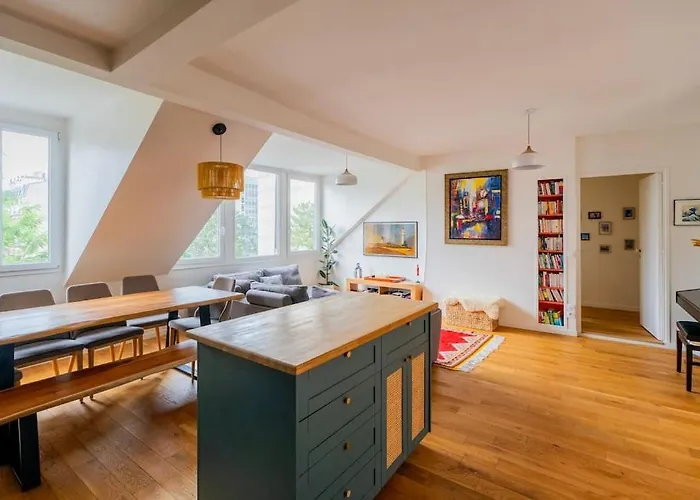 דירה Modern Loft With Terrace In *