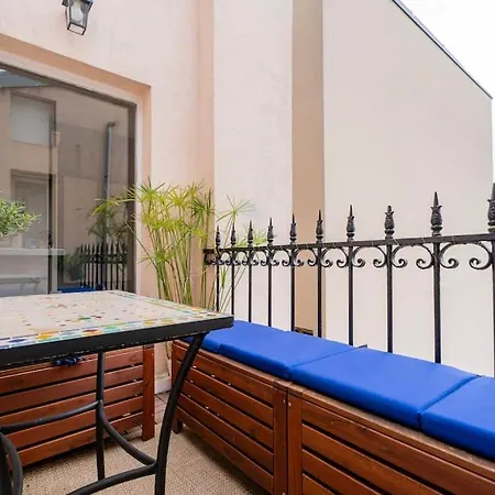 Apartmán Modern Loft With Terrace In Paříž