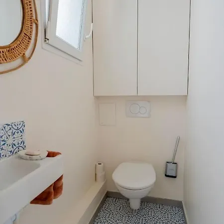 アパート Modern Loft With Terrace In パリ