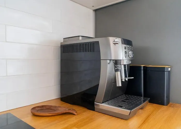 公寓 Modern Loft With Terrace In *