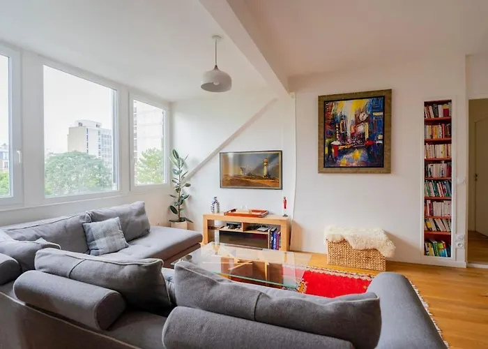 Modern Loft With Terrace In 公寓 *